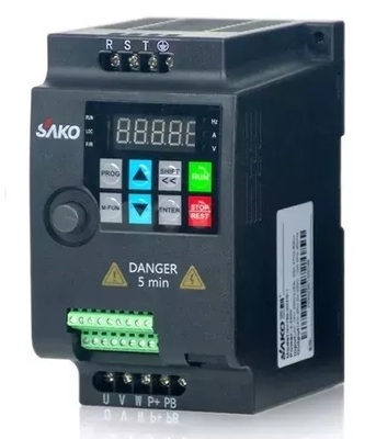 Преобразователь частоты SKI780-4D0-4 4 кВт, 380В